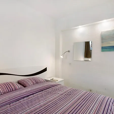 Apartment Quiet Sunny Beach